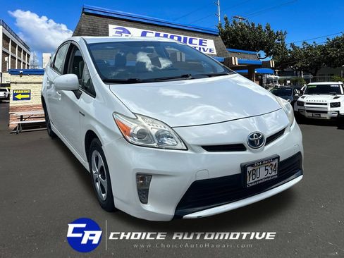 Used 2015 Toyota Prius Four FWD image 9