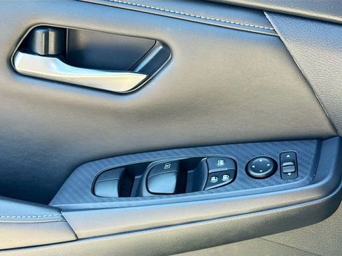 Used 2023 Nissan Sentra SV w/ All-Weather Package FWD image 17