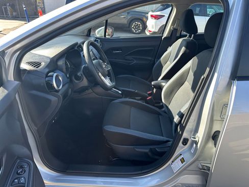 Used 2025 Nissan Versa SV image 24