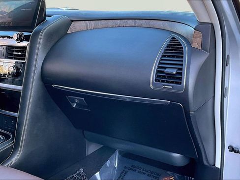 Used 2022 INFINITI QX80 Premium Select w/ Cargo Package image 22