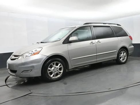 Used 2006 Toyota Sienna FWD image 5