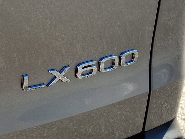 New 2026 Lexus LX 600 4WD w/ Luxury Package image 15