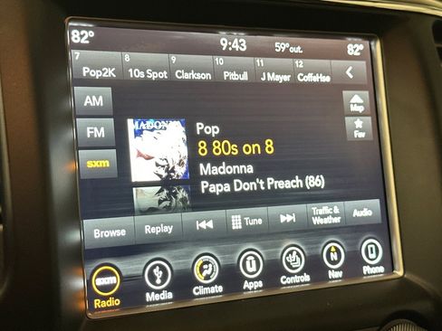 Used 2018 Jeep Grand Cherokee Limited image 19