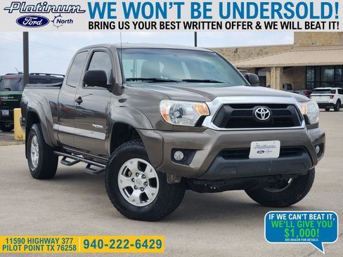 Used 2015 Toyota Tacoma 4x4 Access Cab V6 w/ TRD Off-Road Package image 1