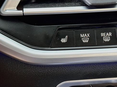 Used 2021 BMW X7 xDrive40i w/ M Sport Package AWD/4WD image 5