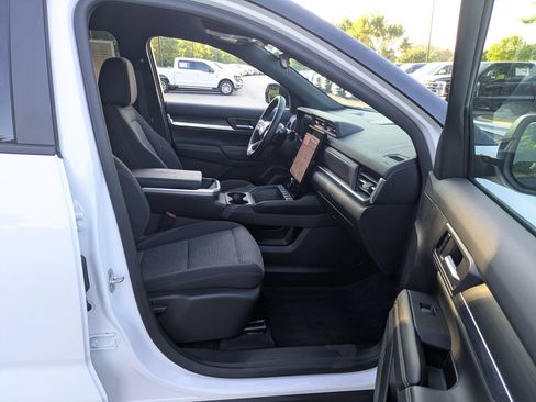 Used 2025 GMC Terrain Elevation w/ Black Edition AWD/4WD image 37