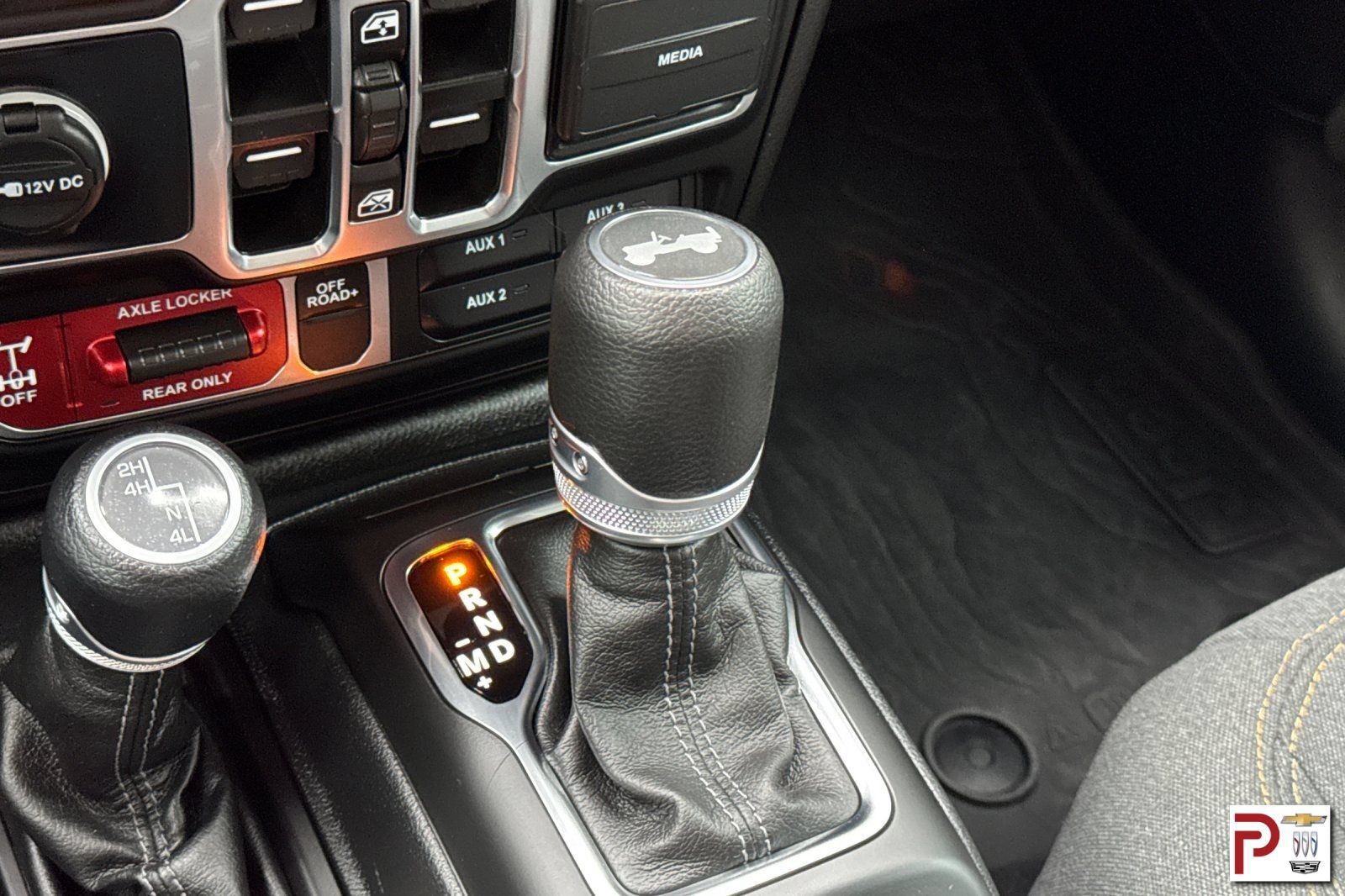 Used 2025 Jeep Wrangler Unlimited Sport AWD/4WD image 25