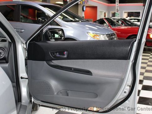 Used 2003 MAZDA MAZDA6 i image 32