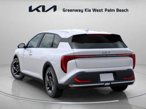 New 2026 Kia K4 EX FWD image 5