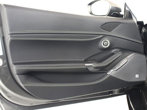 Certified 2023 Ferrari Portofino M RWD image 40
