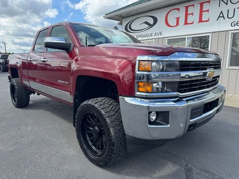 Used 2015 Chevrolet Silverado 2500 LTZ AWD/4WD image 2