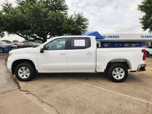 Used 2025 Chevrolet Silverado 1500 LT RWD image 4