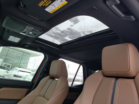 Used 2025 Toyota 4Runner Limited image 21