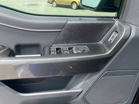 Used 2022 Ford F150 XLT w/ Equipment Group 302A High image 12