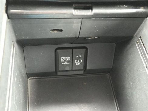 Used 2021 Honda Pilot Touring image 33