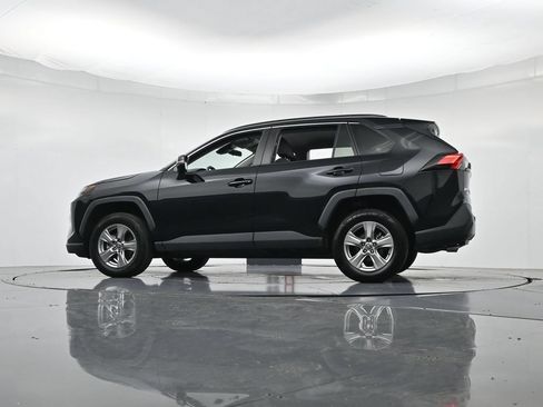 Used 2023 Toyota RAV4 XLE AWD/4WD image 37