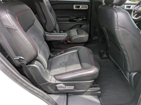 Used 2022 Ford Explorer ST-Line w/ Class IV Trailer Tow Package image 38