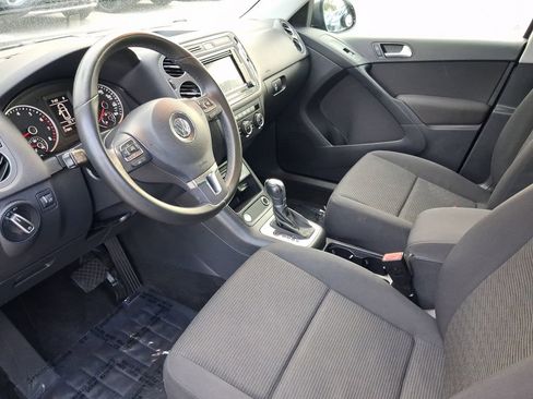 Used 2018 Volkswagen Tiguan Limited w/ Premium Package FWD image 13