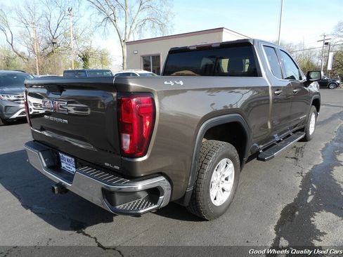 Used 2019 GMC Sierra 1500 SLE w/ SLE Value Package AWD/4WD image 5