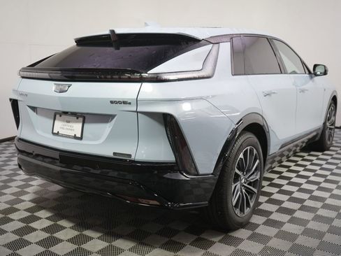 Certified 2024 Cadillac Lyriq Sport AWD/4WD image 6