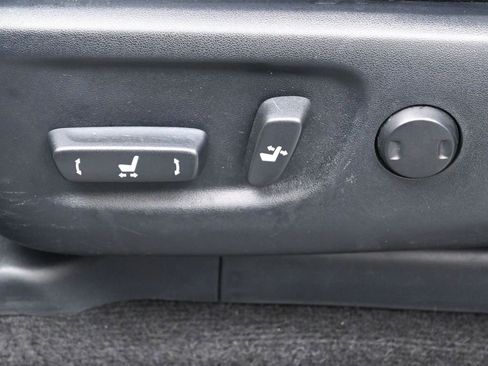 Used 2017 Toyota 4Runner Limited AWD/4WD image 10
