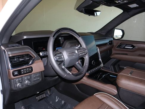 Used 2026 GMC Yukon Denali Ultimate image 21