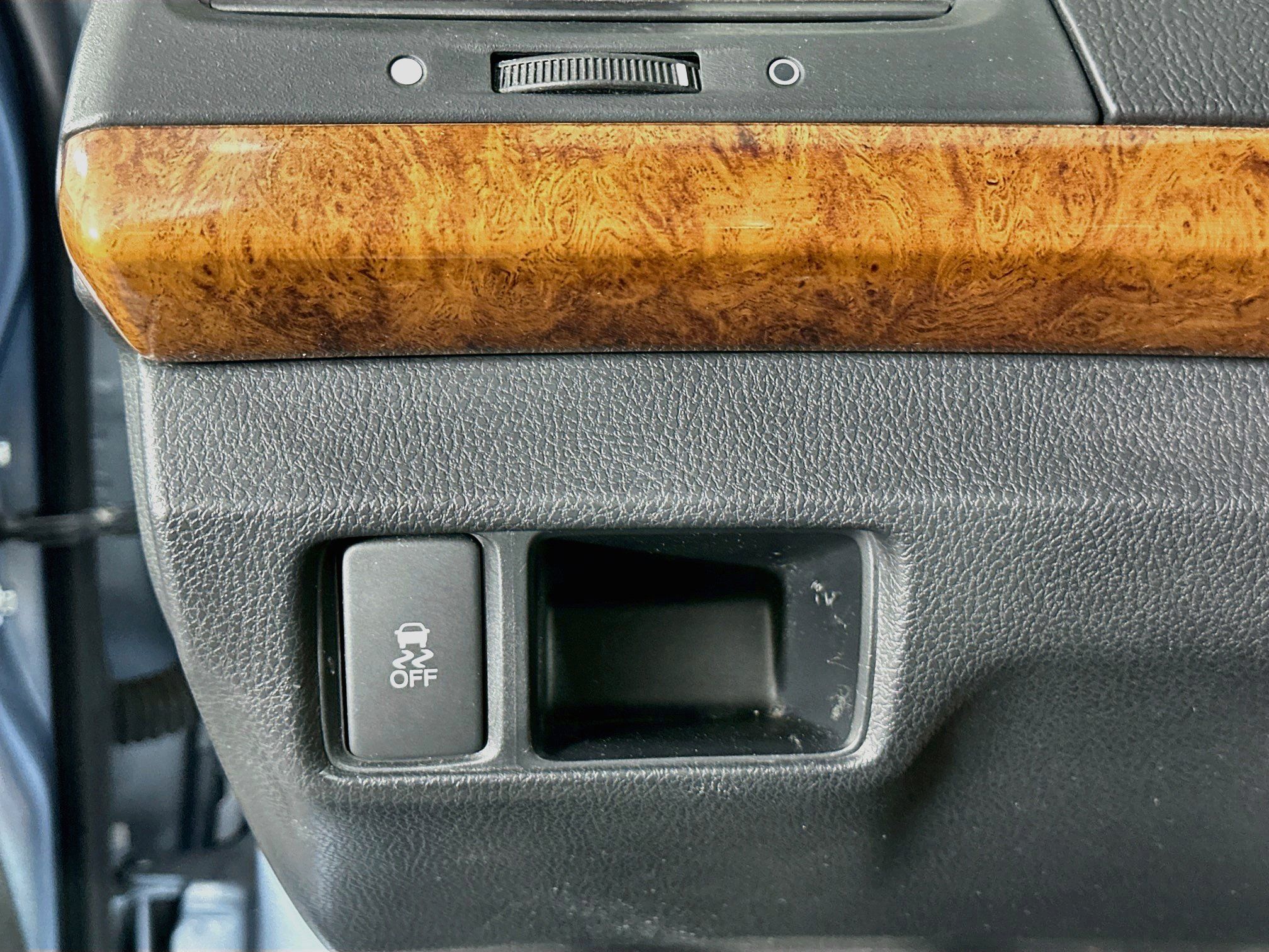 Used 2011 Honda Accord EX-L image 16
