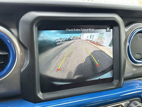 Used 2021 Jeep Wrangler Unlimited Sahara w/ Uconnect 4C Nav & Sound Group image 24