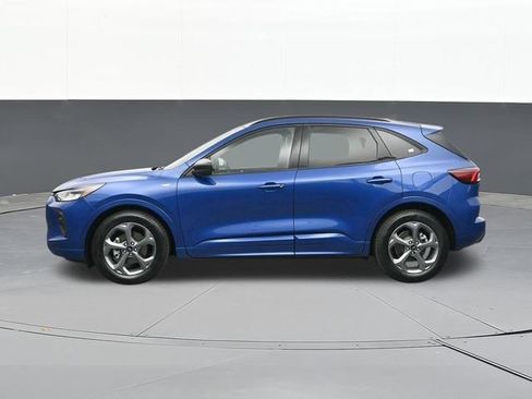 Used 2023 Ford Escape ST-Line w/ Tech Pack #1 FWD image 8