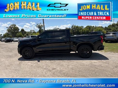 Used 2025 Chevrolet Silverado 1500 High Country w/ Midnight Edition AWD/4WD image 5