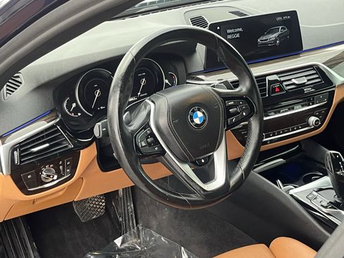 Used 2018 BMW 530i xDrive AWD/4WD image 15