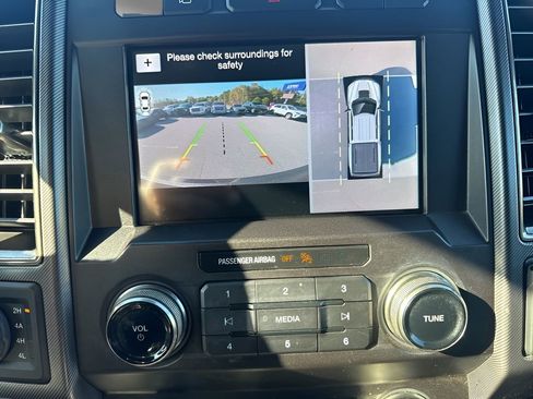 Used 2019 Ford F150 Raptor w/ Equipment Group 802A Luxury image 23