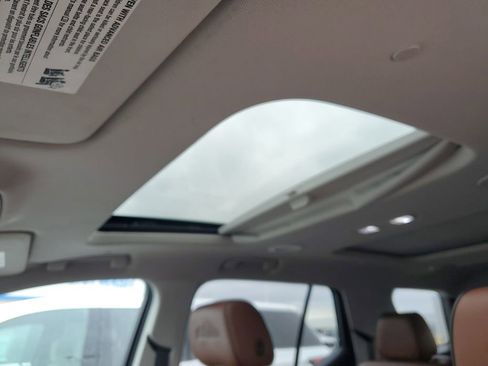 Used 2020 Chevrolet Traverse High Country w/ LPO, Floor Liner Package AWD/4WD image 7