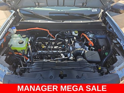 New 2026 Ford Maverick XLT w/ XLT Luxury Package FWD image 31