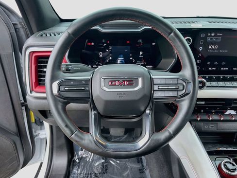 Used 2024 GMC Canyon AT4X AWD/4WD image 11