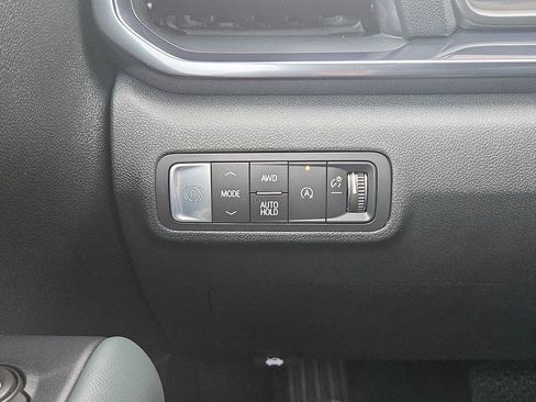 New 2026 GMC Terrain AT4 w/ Technology Package II AWD/4WD image 21