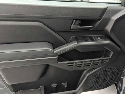 Used 2025 Toyota Tacoma SR image 13