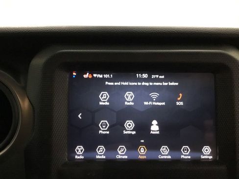 Used 2023 Jeep Wrangler Willys image 25