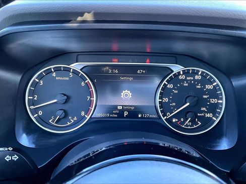 Used 2021 Nissan Rogue SL w/ Premium Package image 13