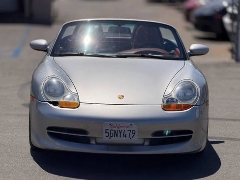 Used 1998 Porsche Boxster RWD image 4