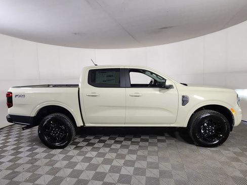 New 2026 Ford Ranger Lariat w/ FX4 Off-Road Package AWD/4WD image 9