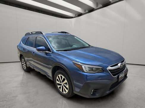 Used 2022 Subaru Outback Premium AWD/4WD image 7