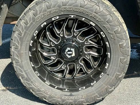 Used 2023 RAM 1500 Laramie image 30