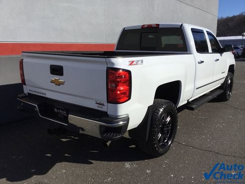 Used 2016 Chevrolet Silverado 2500 LTZ w/ LTZ Plus Package image 11