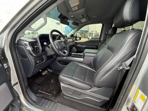 Used 2024 Ford F350 Lariat w/ Lariat Ultimate Package AWD/4WD image 17
