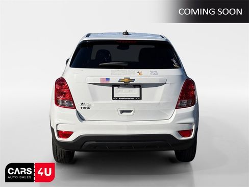 Used 2021 Chevrolet Trax LS w/ Tint and Cruise Package image 6