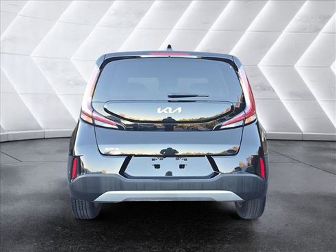 Used 2024 Kia Soul LX w/ Option Group 015 image 4