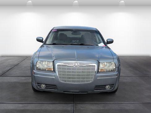 Used 2007 Chrysler 300 Touring w/ Comfort/Convenience Group RWD image 4