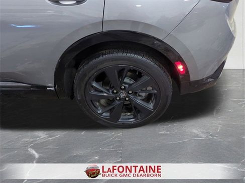 Used 2024 Buick Envision Sport Touring image 31