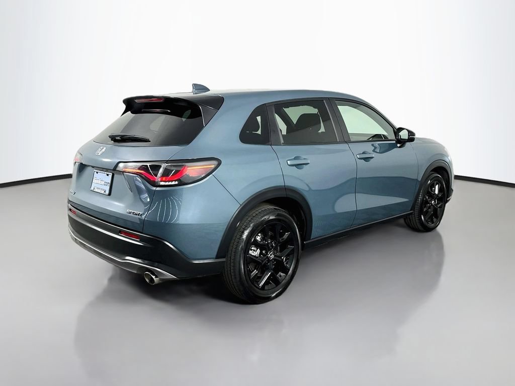 Used 2025 Honda HR-V Sport image 8